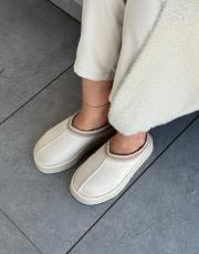 stockholm düz taban oval burun içi kürklü kadın bot bej süet