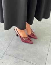 space sivri burun kemer detaylı bilek bağlı rugan kadın topuklu ayakkabı bordo rugan 