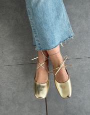 zico küt burun yan açık detay ipli kadın babet gold