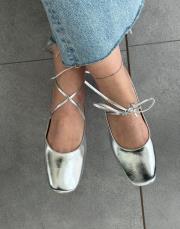 zico küt burun yan açık detay ipli kadın babet gümüş