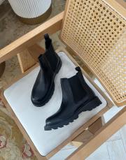 jonas kalın taban oval burun lastikli hakiki deri kadın bot siyah deri