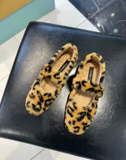 nerav küt burun üst kemer detaylı tüylü kadın ev babeti leopar