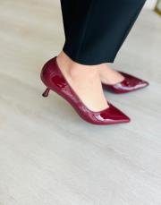 parsa sivri burun düz kadın topuklu ayakkabı bordo rugan  2