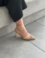 liny oval burun file taş detay arkası açık lastikli kadın topuklu ayakkabı bej