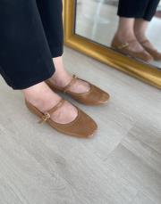 hern küt burun delikli kemer detay kadın babet capicino