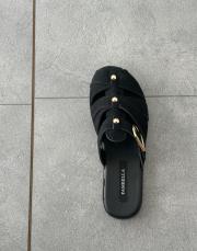 benito oval burun kemer detay arkası açık kadın terlik siyah süet