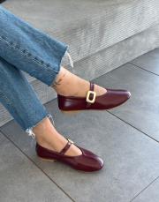 henna oval burun kemer detay kadın babet bordo 2