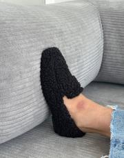 manilas küt burun komple tüylü kadın ev babeti siyah 3