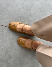 paney yuvarlak burun atkı detay kadın babet camel 2