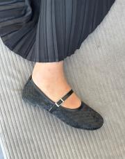 melloni oval burun atkı aksesuar detay kadın babet siyah