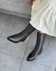 nadia sivri burun yan fermuar detay hakiki deri kadın çizme acı kahve kırışık