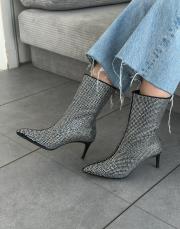 givenchy sivri burun taşlı fermuar detay ince bayan bot siyaha gümüş 2