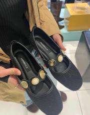 beyyan küt burun ön aksesuar detay kadın ev babeti siyah teks