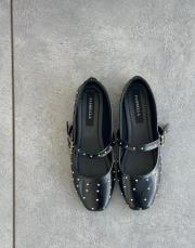 miret küt burun trok detay kadın babet siyah