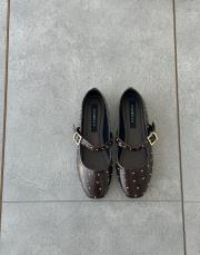 miret küt burun trok detay kadın babet acı kahve