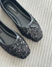 shape oval burun fiyonk detay pullu kadın babet siyah 2