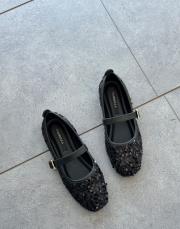 shape oval burun fiyonk detay pullu kadın babet atkılı siyah 2