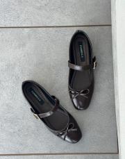 melkas oval burun fiyonk detay kemerli kadın babet acı kahve kırışık