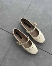 karios küt burun taş detay kadın babet bej