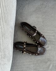 karios küt burun taş detay kadın babet acı kahve