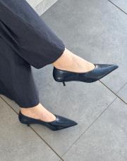 bellami sivri burun arkası kapalı topuklu kadın ayakkabı lacivert