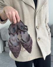 coco oval burun nakış taş detay arkası açık kemerli kadın babet acı kahve