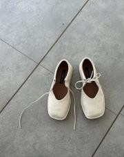 yuri oval burun bağcıklı kadın babet bej süet