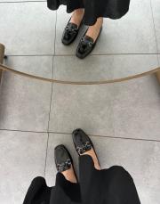 nevs küt burun ön aksesuar detay kadın babet siyah kırışık