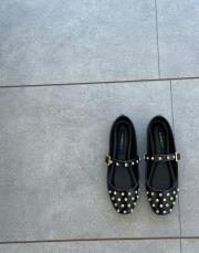 royes  küt burun taş detay kadın babet siyah