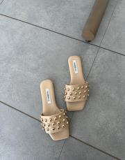 marten ön ve arkası açık boncuk aksesuar detay kadın terlik vizon