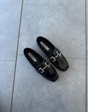 sterav küt burun ön aksesuar detay kadın babet siyah kırışık