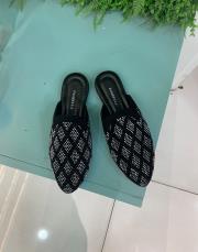 allo oval burun taşlı kadın terlik gümüşe siyah