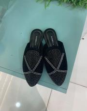 allo oval burun taşlı kadın terlik çapraz taşlı